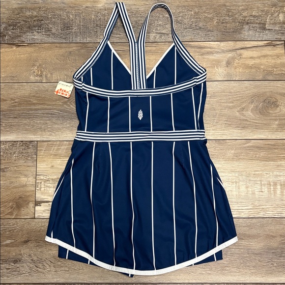 NWT FP Movement Cool On The Court One Piece Large - Picture 4 of 11